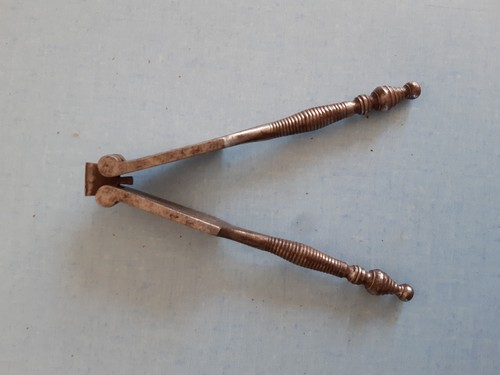 Ancien casse noix acier - ancien,