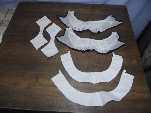 Lot pieces naperon - de,