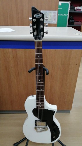Guitare électrique supro - électrique,