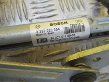 Moteur essuie glace avant