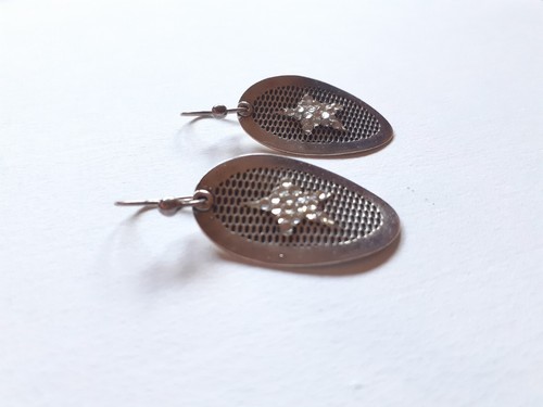 Belles boucles oreilles - belles,