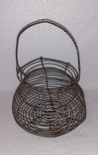 Petit panier fil fer - fer, a