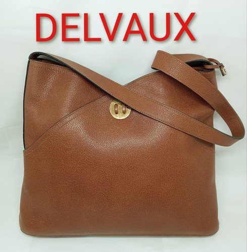 Delvaux logo enamel - delvaux, d-logo