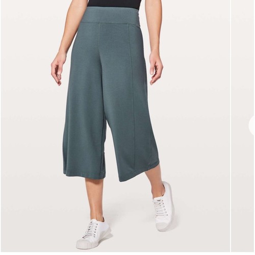 Lululemon blissed out culottes - out,