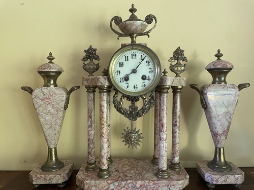 Ancienne horloge pendule - horloge,,