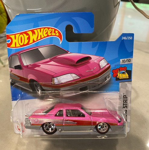 Hot wheels matt debbie hay - hot,