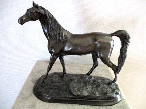Elégant bronze cheval - -, le