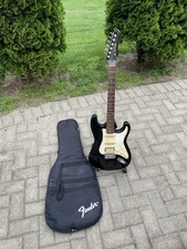 Vintage 1990’s Vantage Electric Guitar Strat Style With Fender Gig bag FREESHIP