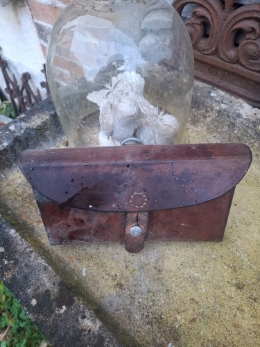 Ancienne sacoche cuir moto - cuir, /