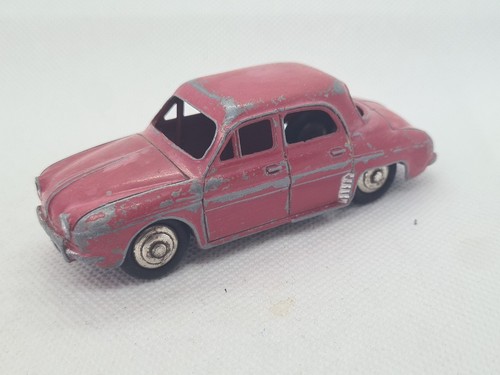 Dinky toys renault - toys, dauphine