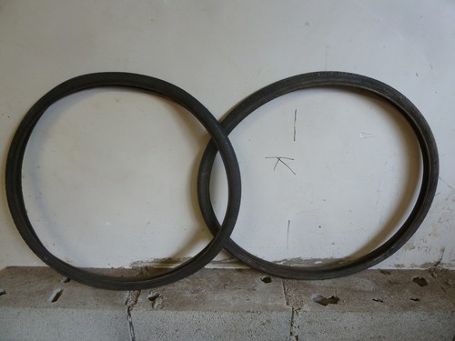Ancien vélo pneus - ancien,
