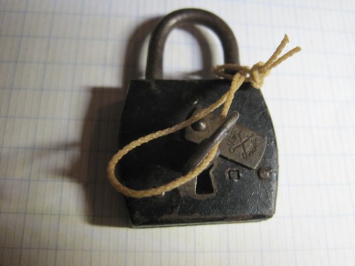 Ancien cadenas f paris - vf,