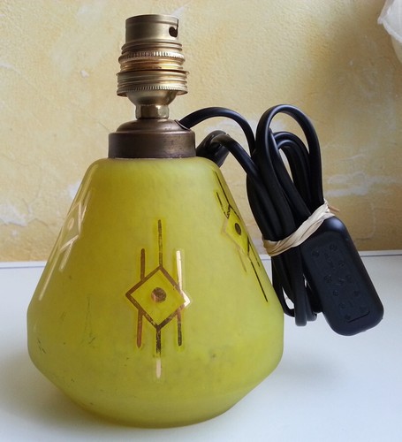 Ancienne lampe pate - ancienne,