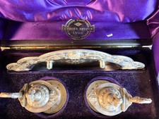 Burettes liturgiques et lavabo