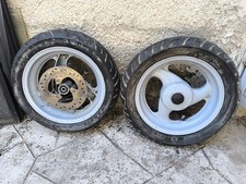 Pair of MALAGUTI PHANTOM F12R F12 R F 12R 13 inch complete wheels