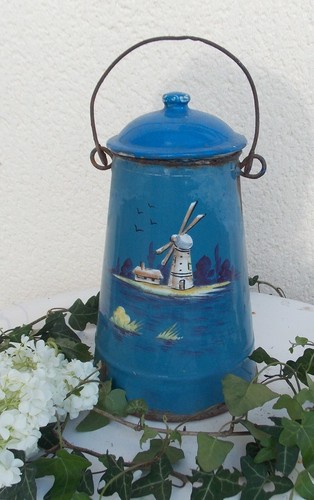 Ancien pot lait emaille - pot, a