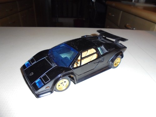 Majorette echelle 24ème - echelle,