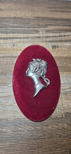 Cadre velour rouge avec un - cadre,