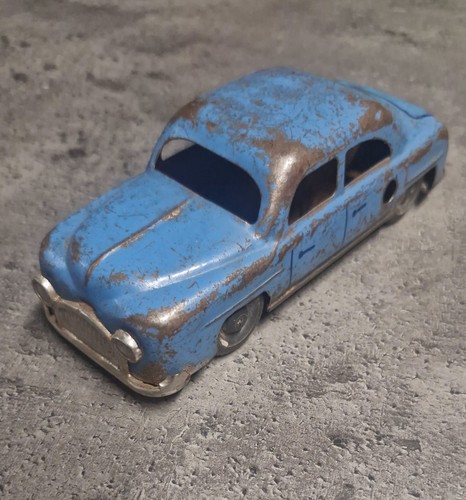 Rare petite voiture - , memo
