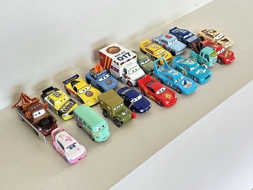 Disney cars mattel lot 19 - disney,