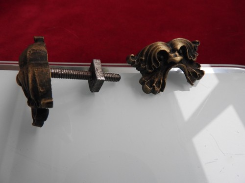 Ancien ornement bronze - 2,