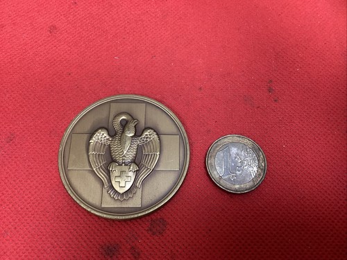 Medaille croix rouge - rouge, de