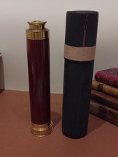 Longue vue ancienne du 19eme