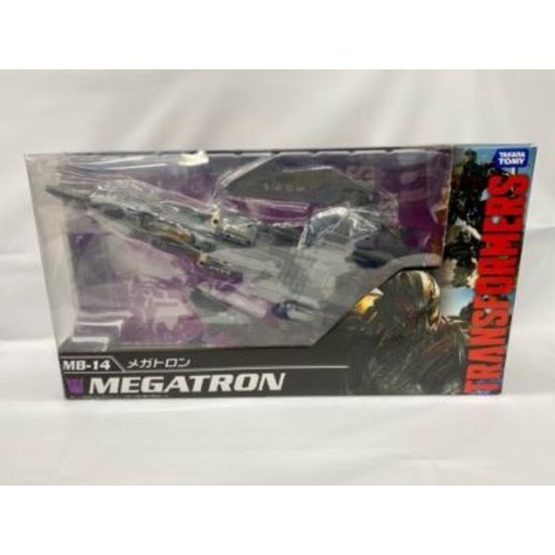 Unopened takara tomy - unopened,