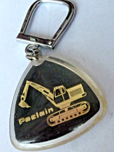 Ancien porte cle - porte-cle, pelle