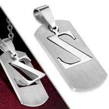 Pendentif homme plaque lettre