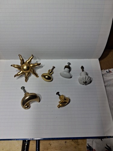 Lot boutons poignées - de, 6