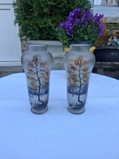 2 petits vases en verre peint