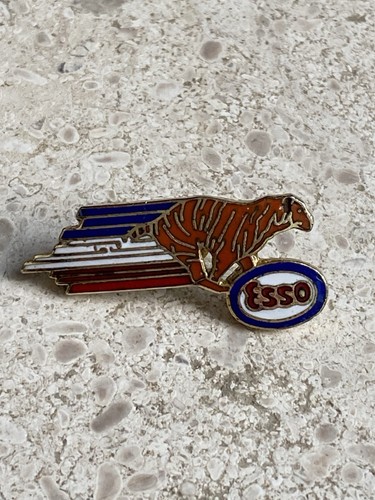 Pin esso logo - pin’s,