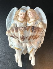 Bénitier porcelaine biscuit
