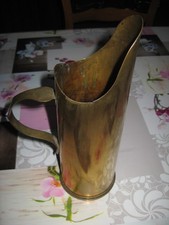 ancien pichet douille d'obus , travail de poilus