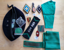 BERET ET INSIGNES 1° CLASSE