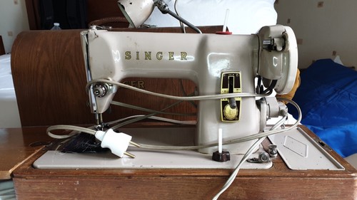 Singer 1950s coffret - -, bois