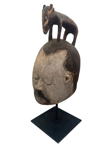 Masque africain décoratif