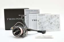 Shimano 24 TWIN POWER C3000XG Spinning Reel Near Mint From JAPAN #2632