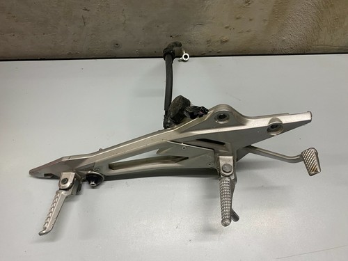 Platine cale pied droit maitre - droit,