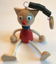 Chat en bois à ressort –