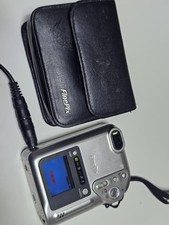 Appareil photo numérique Fujifilm FinePix F601 zoom 3,1 mégapixels Vendu Seul !