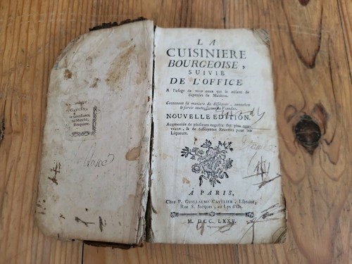 Cuisinière bourgeoise - la,