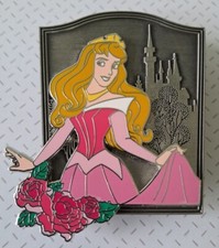 PIN'S DISNEYLAND PARIS LA