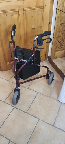 Déambulateur roues invicare - 3,