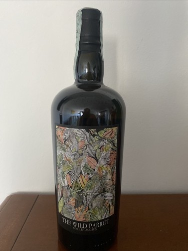 Rhum the wild parrot hampden - the,