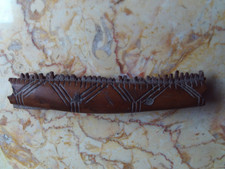 Partie de peigne médiéval