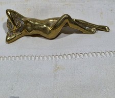 Presse papier femme nue, bronze, autour 1950, 3 cm x 13 cm, pas signé