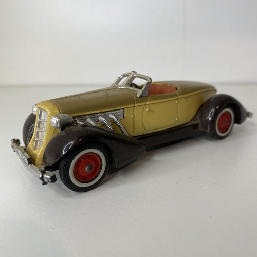 Matchbox auburn 851 - y-19,