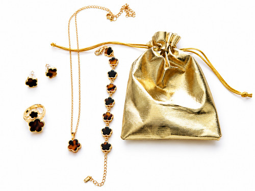 Parure bijoux collier boucles